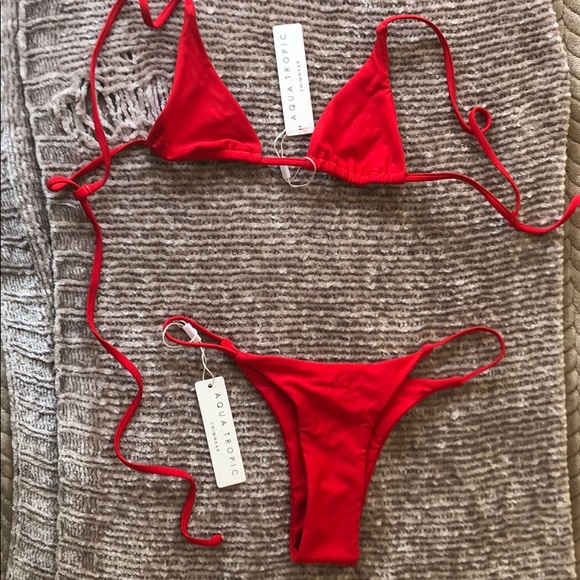 aqua tropic swimwear